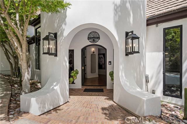 North Tustin, CA 92705,1935 Maverick LN