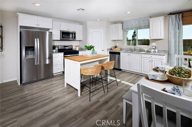 Adelanto, CA 92301,14963 Coppola ST