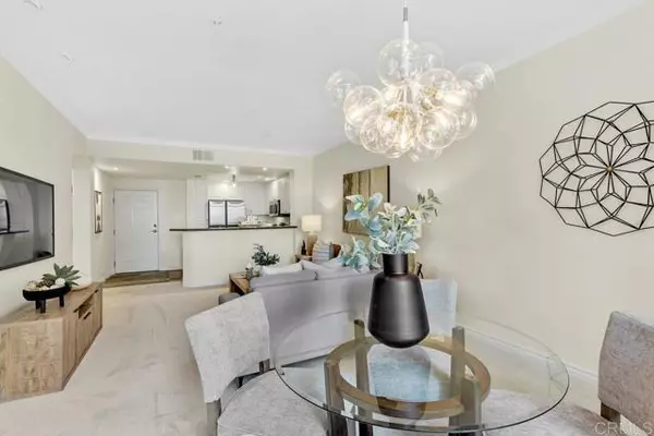 La Jolla, CA 92037,9253 Regents A203