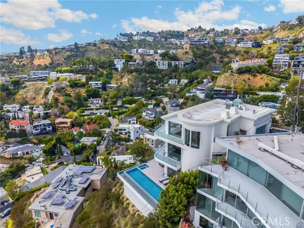 Los Angeles, CA 90069,1609 Viewmont DR