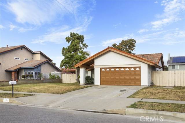 Ontario, CA 91762,2703 S Fern AVE