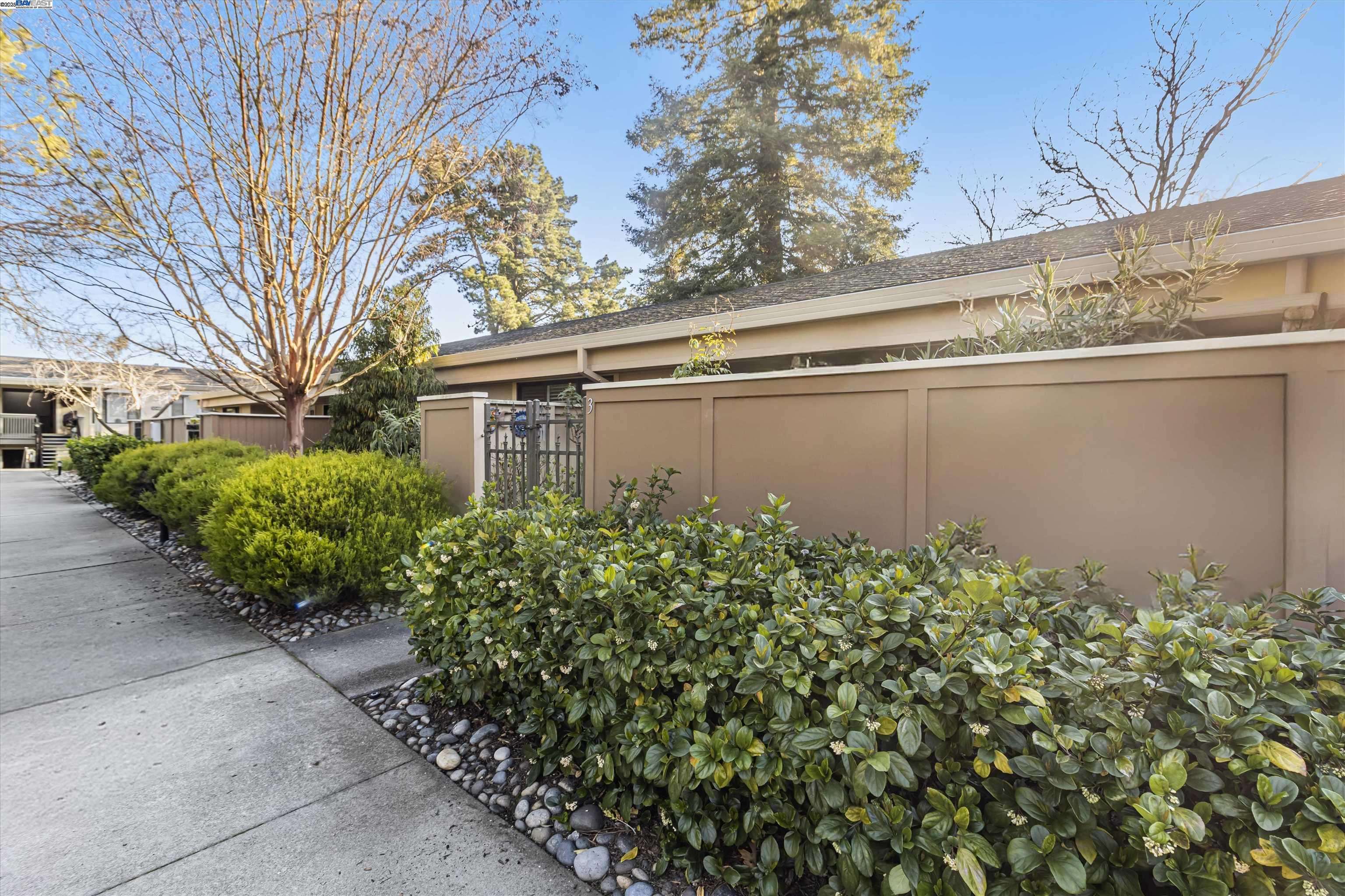 3001 Golden Rain Rd 3, Walnut Creek, CA 94595