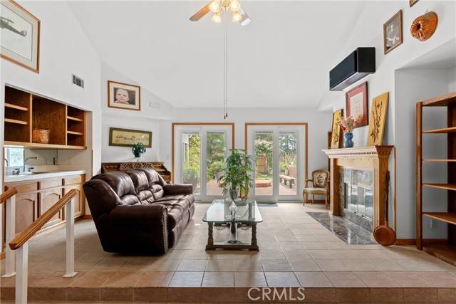 Lompoc, CA 93436,832 Onstott RD