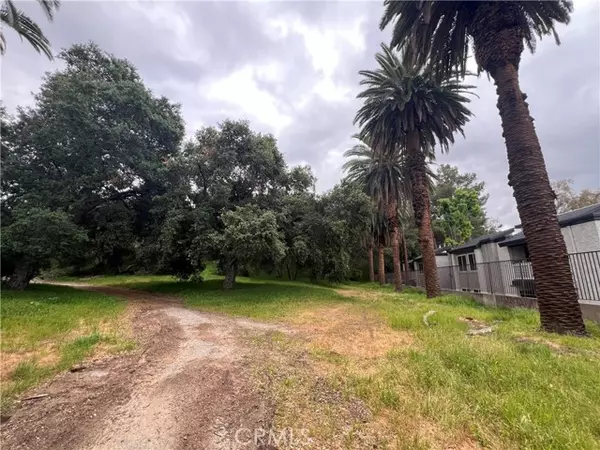 West Covina, CA 91791,28 Oak Canyon Rd