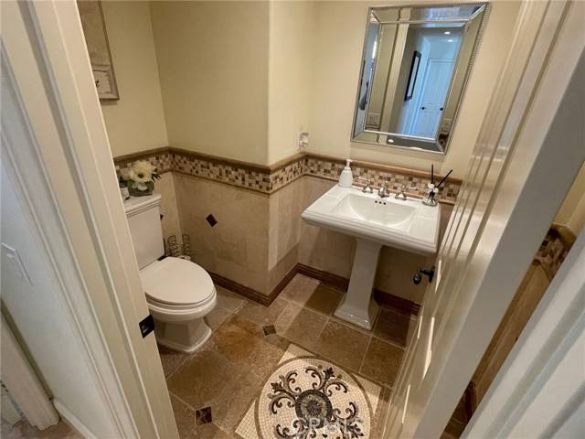 Laguna Niguel, CA 92677,9 Pembroke LN