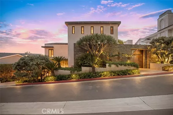 Laguna Beach, CA 92651,523 Emerald Bay