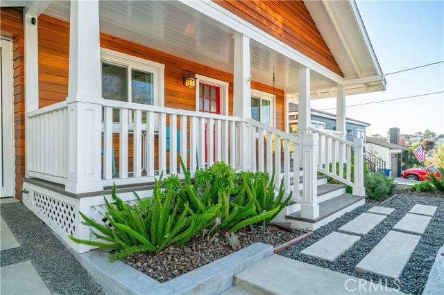 232 W Oak AVE, El Segundo, CA 90245
