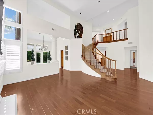 Simi Valley, CA 93065,125 Heath Meadow PL