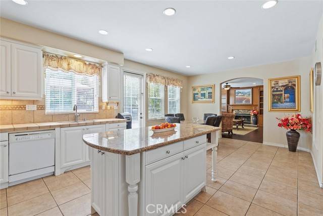 28 Malibu, Irvine, CA 92602