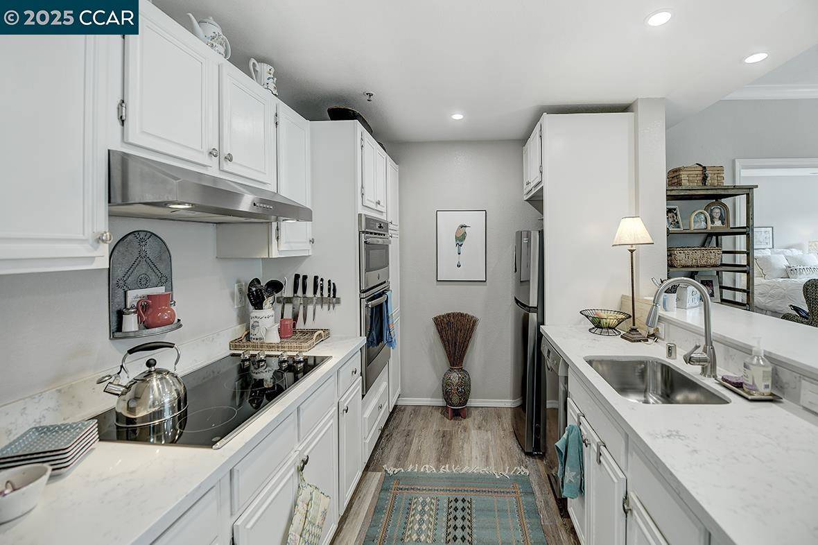 1840 Tice Creek 2326, Walnut Creek, CA 94595