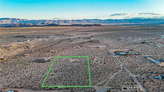 Joshua Tree, CA 92252,65370 Brant Cross RD