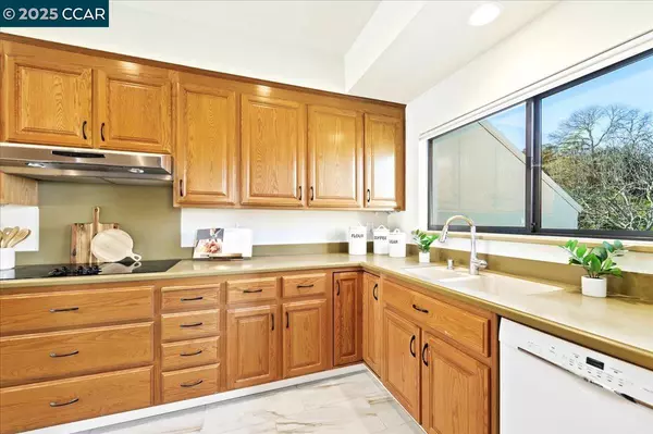 Walnut Creek, CA 94595,3711 Terra Granada 1B