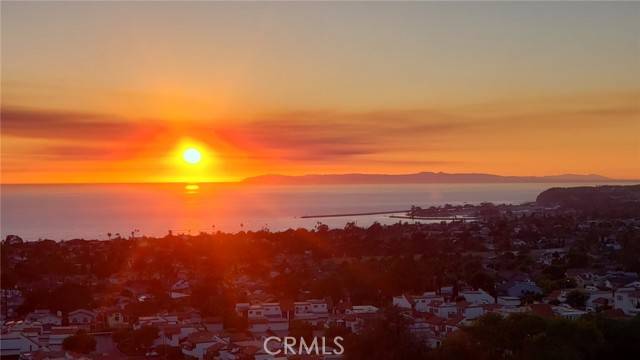 San Clemente, CA 92673,3 Via Pasa