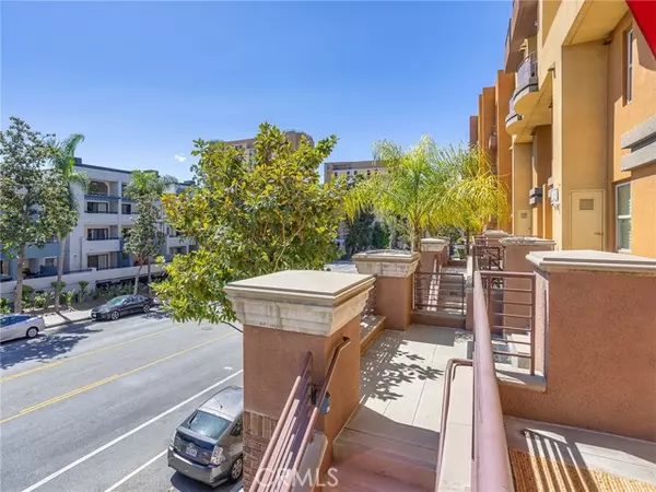 Burbank, CA 91502,201 E Angeleno AVE 104