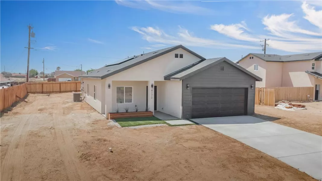 8172 Oleander AVE, California City, CA 93505