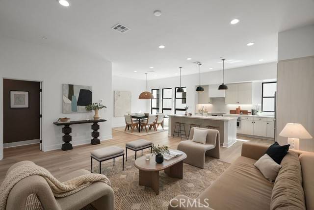 Los Angeles, CA 90026,1320 W Cannon DR