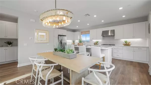 26747 Laurel Mountain LOOP, Valencia, CA 91355