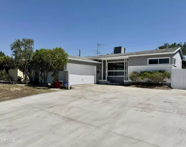 9722 Natick AVE, North Hills, CA 91343