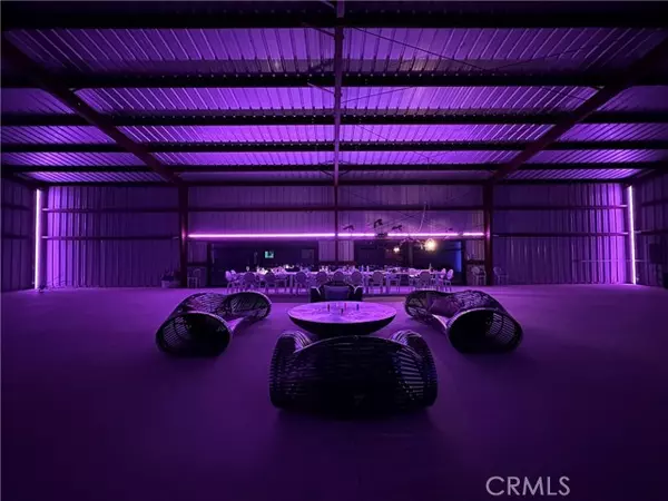 Landers, CA 92285,60810 Cole LN