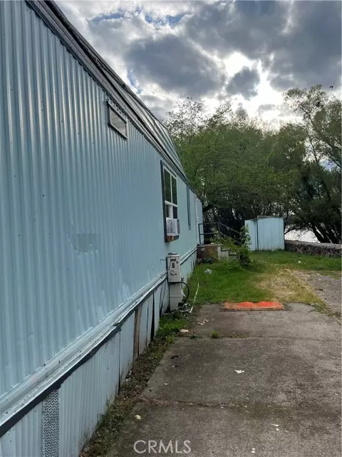 Lucerne, CA 95458,5877 Lake ST 8