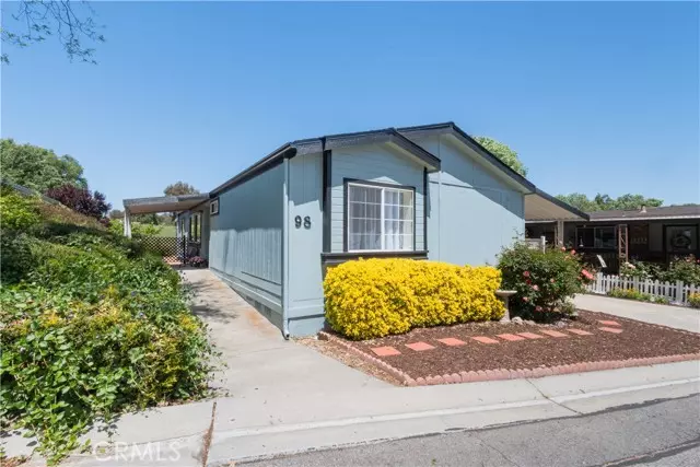 98 Via San Carlos 98, Paso Robles, CA 93446