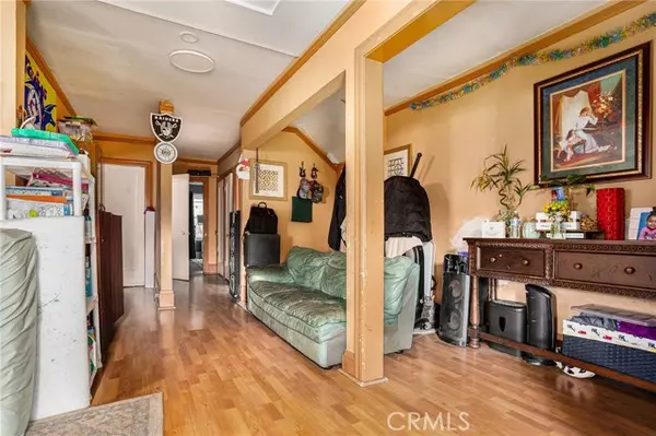 Oakland, CA 94606,2445 10th AVE