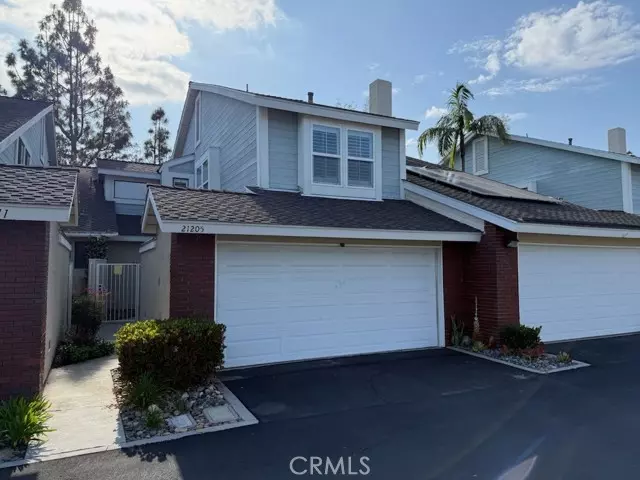 Lake Forest, CA 92630,21205 Serra 42