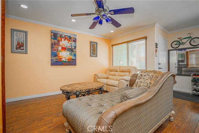 Stanton, CA 90680,10712 Knott AVE