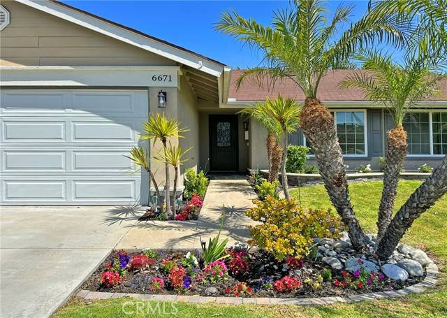 6671 Marilyn DR, Huntington Beach, CA 92647