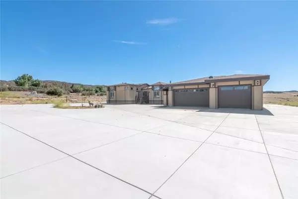Anza, CA 92539,61110 Coyote Canyon RD