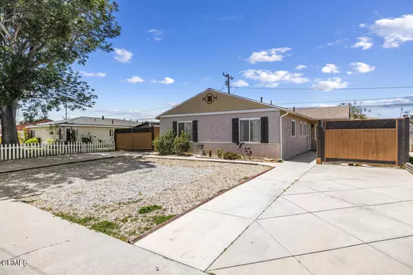 Oxnard, CA 93033,3011 Fournier ST