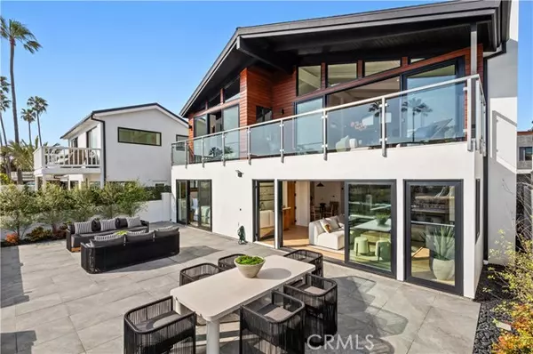 4017 Channel PL, Newport Beach, CA 92663