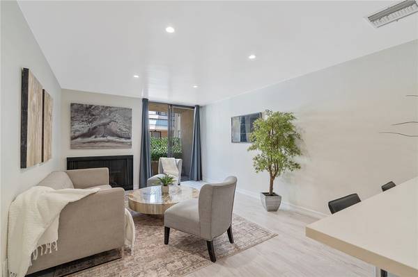 740 N Kings RD 225, West Hollywood, CA 90069