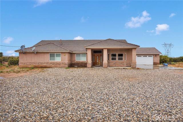 5378 Bellflower ST, Oak Hills, CA 92344