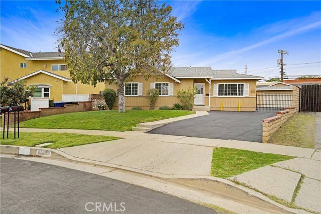 21733 Tuba ST, Chatsworth, CA 91311