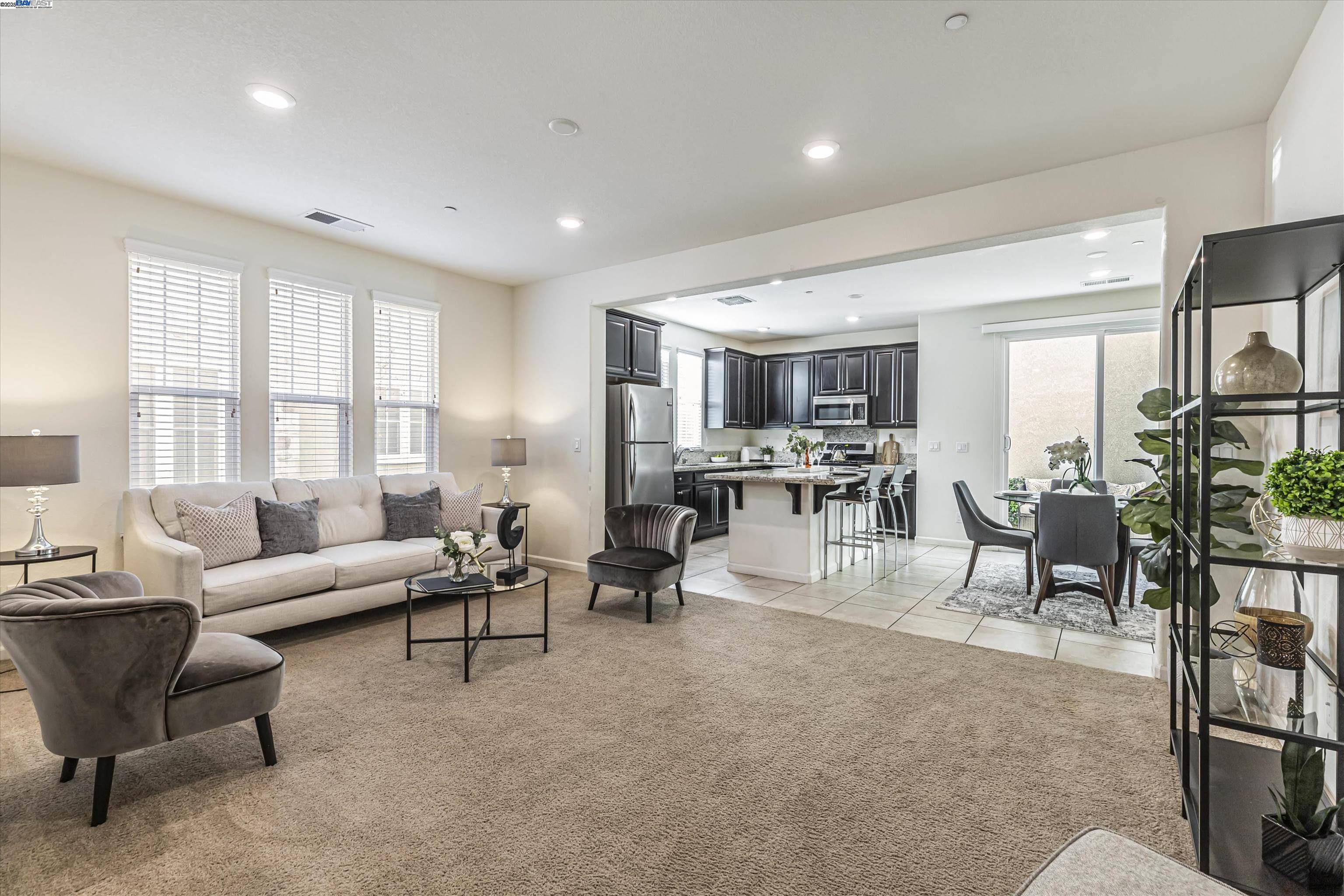 2024 Honey Church Pl, Roseville, CA 95747