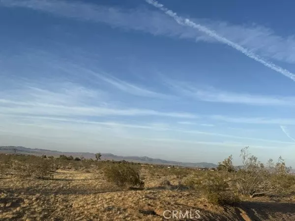 Landers, CA 92285,59860 Stearman RD