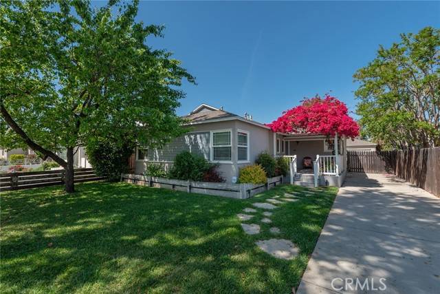 17557 Gilmore ST, Lake Balboa, CA 91406