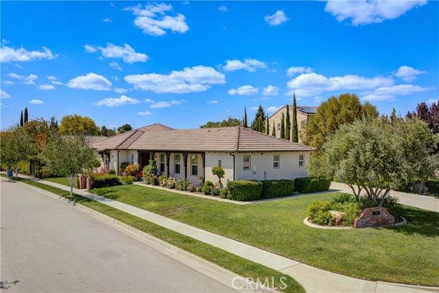 Templeton, CA 93465,1090 Muscat CT