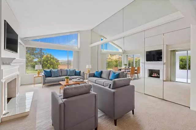 1109 Calle Del Baston, San Marcos, CA 92078