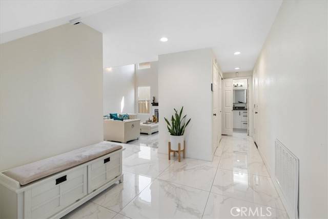 Canyon Country, CA 91351,18510 Himalayan CT