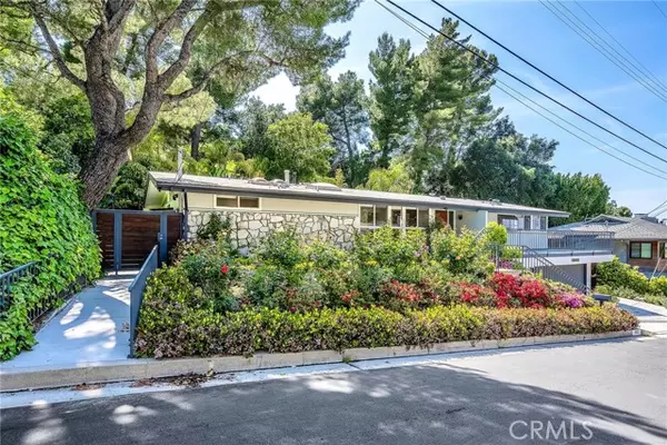 Sherman Oaks, CA 91403,3521 Stonewood DR