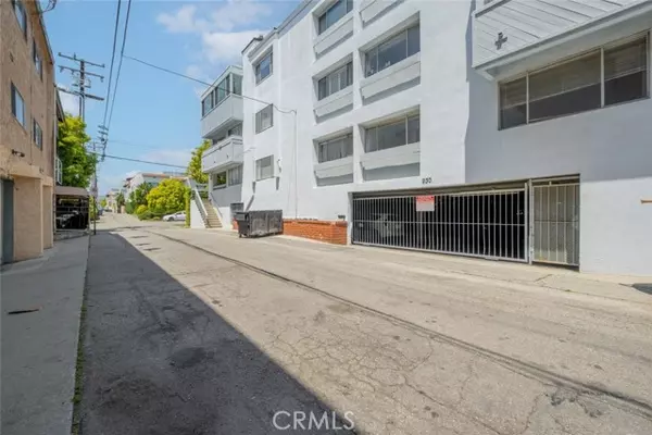 Santa Monica, CA 90403,930 California AVE 105