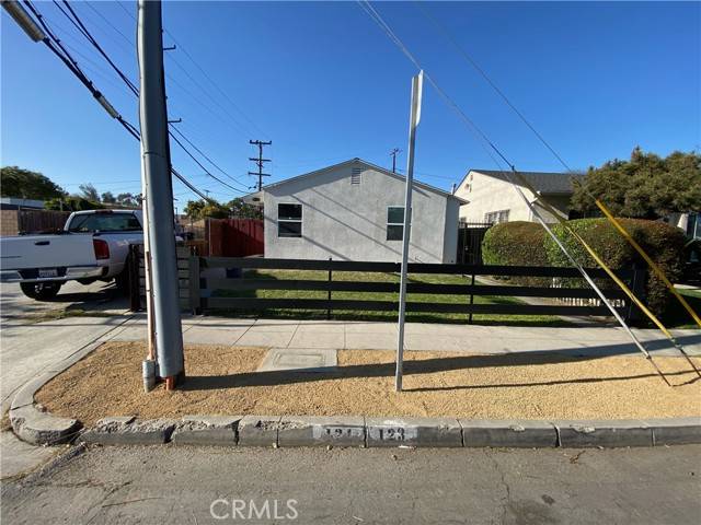 Long Beach, CA 90805,121 E Bort ST