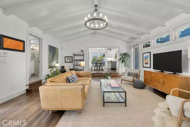 2616 Pine Ave, Manhattan Beach, CA 90266
