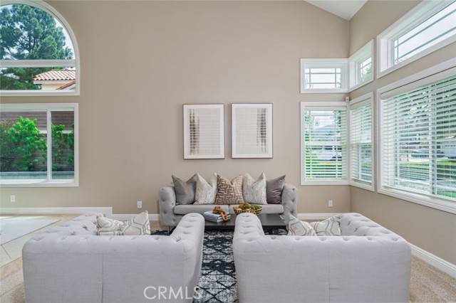 Yorba Linda, CA 92887,24661 Las Patranas
