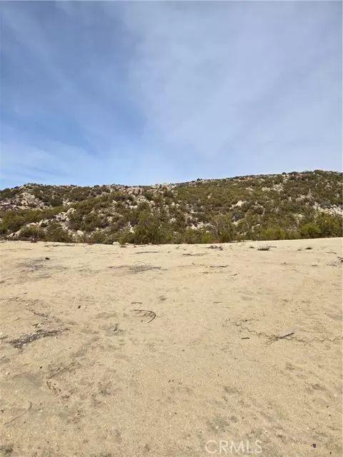 Anza, CA 92539,61400 Indian Paint Brush RD