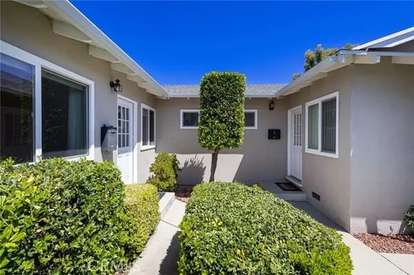 Woodland Hills, CA 91364,4815 Topanga Canyon BLD