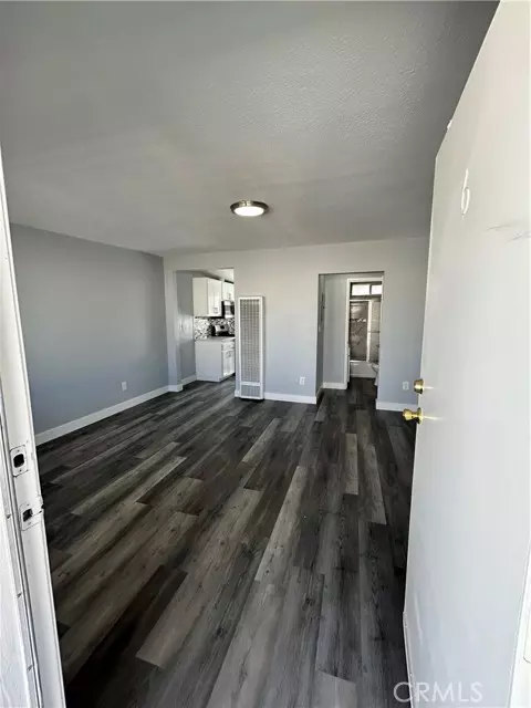 Downey, CA 90241,11440 Old River School RD 6