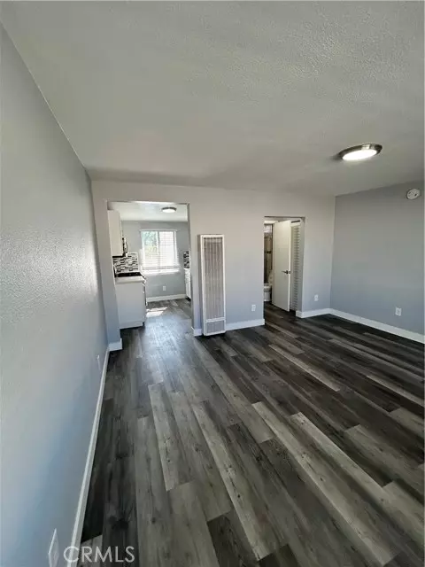 Downey, CA 90241,11440 Old River School RD 6